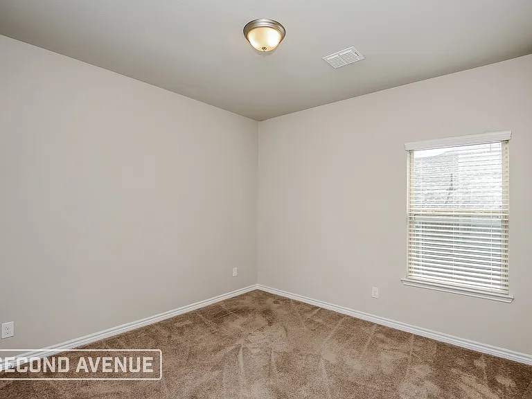2109 Lorrie Ln — Photo 18