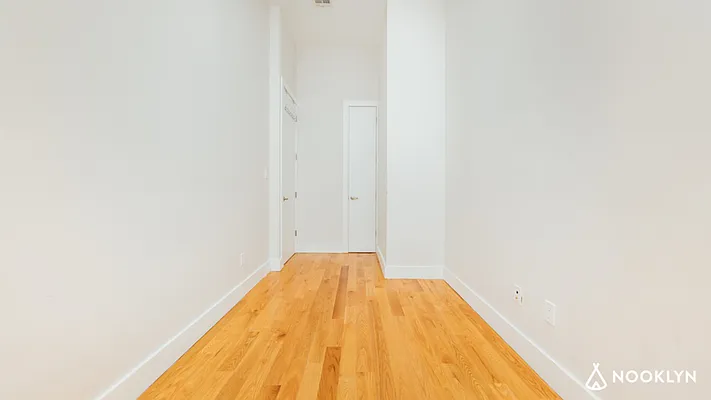 Rented by Nooklyn NYC LLC | media 22