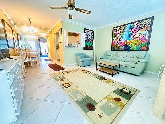 4th image of 59 OAKRIDGE E