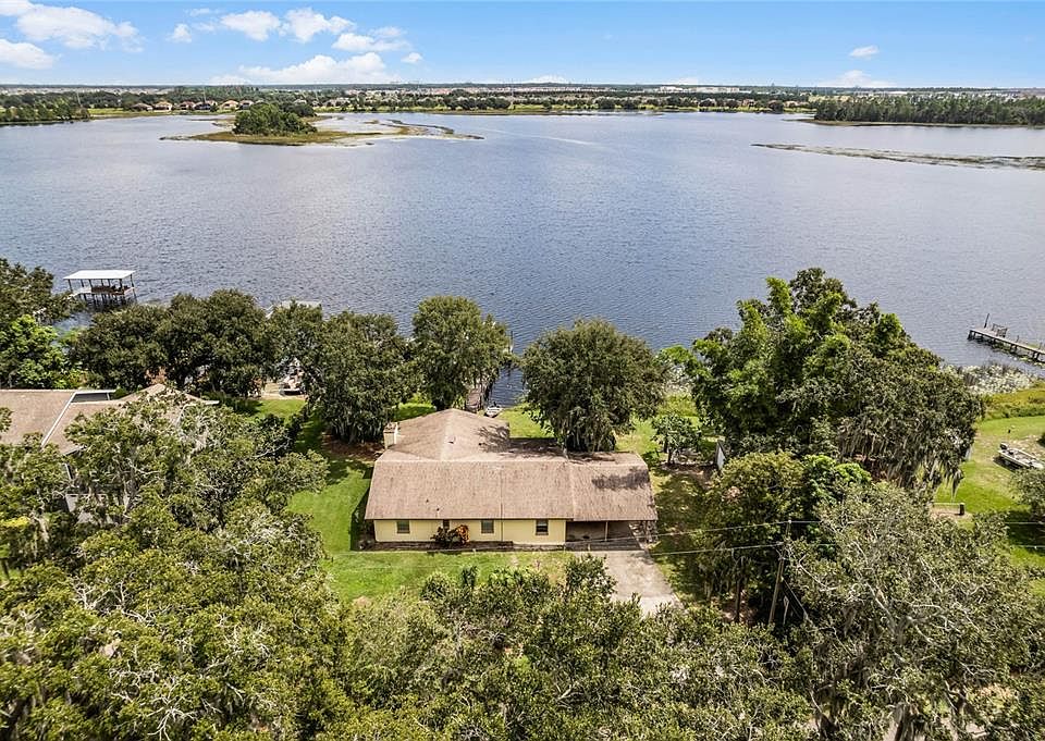1st image of 9378 LAKE HICKORY NUT DRIVE
