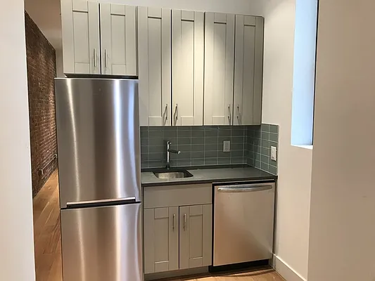 Rented by Dwell Residential Inc | media 4