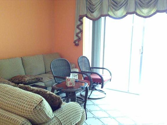3rd image of 5511 Lakeside Dr APT 207