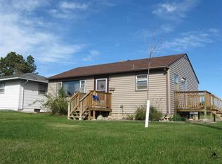 2006 10th Ave, Belle Fourche, SD 57717
