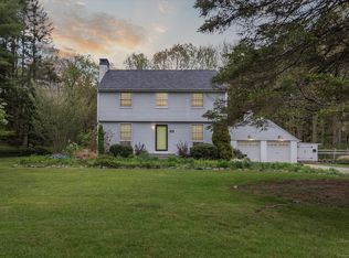 308 NW Corner Rd, North Stonington, CT 06359