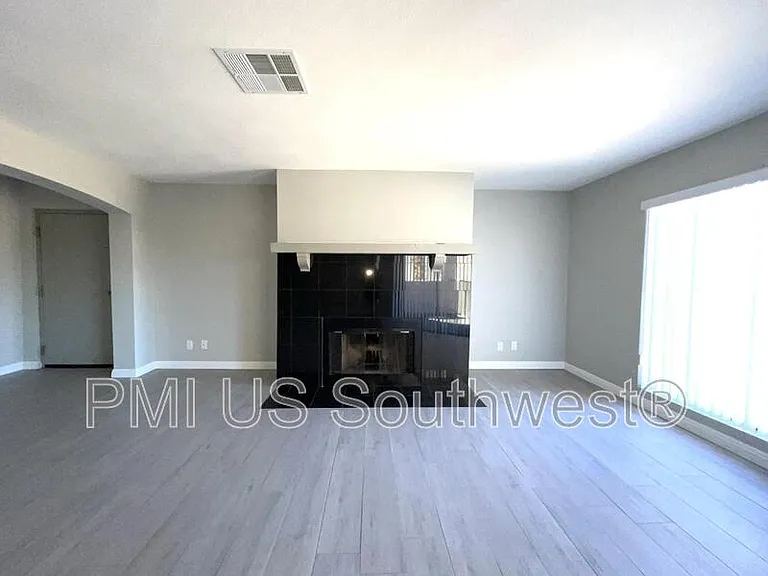 1611 Highway 95 #B208 — Photo 7