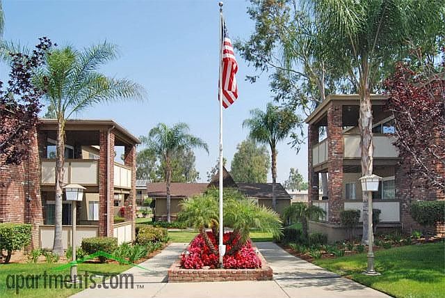 1st image of 1255 E Citrus Ave APT 4
