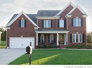 8918 Whittingham Dr, Waxhaw, NC 28173