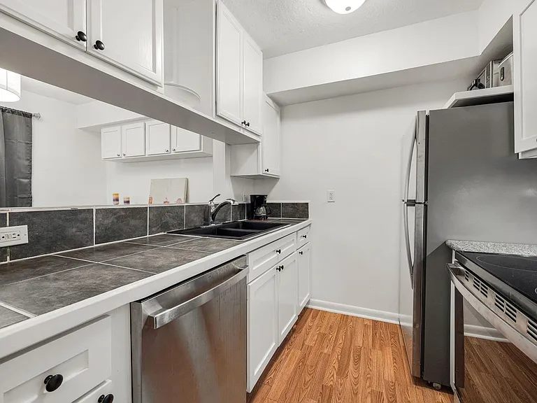 3224 Timmons Ln #123 — Photo 4