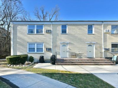 251-05 71st Road #05, Bellerose, NY, 11426