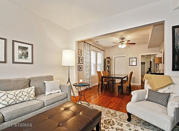 4th image of 3916 N Albany Ave
