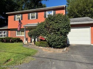 8 Stevens Ct, Saugerties, NY 12477