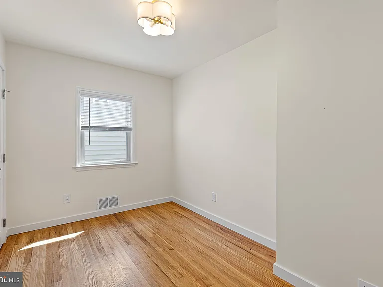 706 Sonora Ave — Photo 32