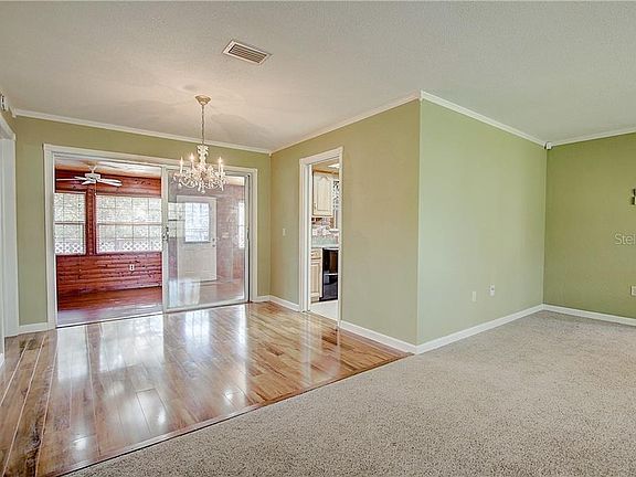 2nd image of 2505 Boswell St
