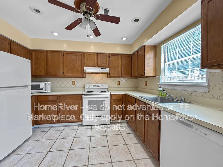 3629 McDowell Ct — Photo 1