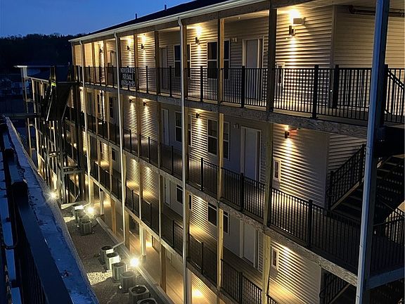 3rd image of 295 Highland Shores Dr #4D