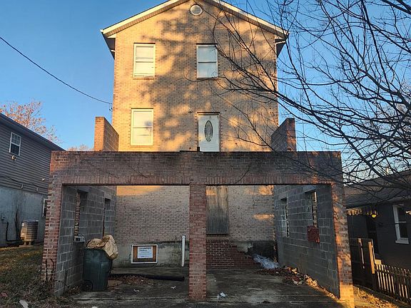 2nd image of 256 57th St NE