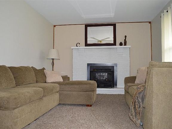 3rd image of 519 Brelsford Ave