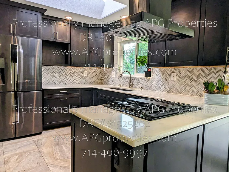 15068 Mountain Spring St — Photo 10