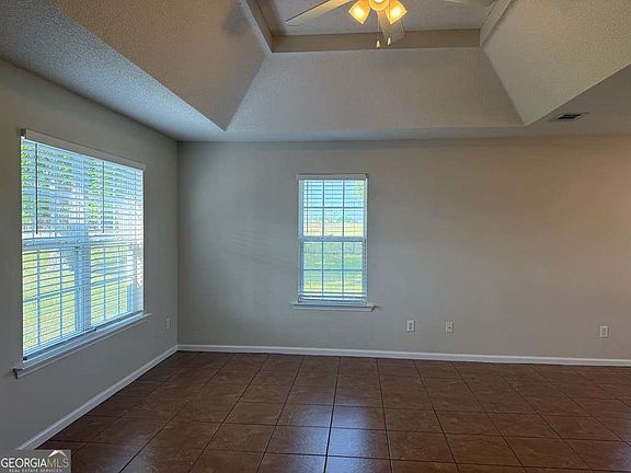 3rd image of 3749 Old Pine Rd