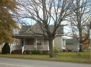 115 N Michigan Ave, Marshall, IL 62441