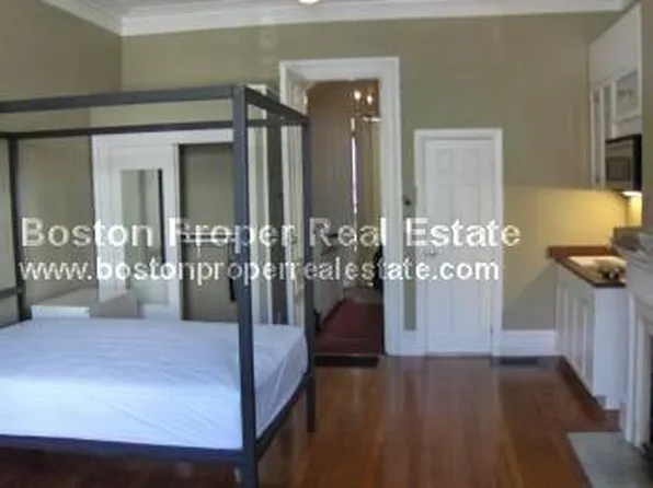 324-332 Beacon St #114, Boston, MA 02116