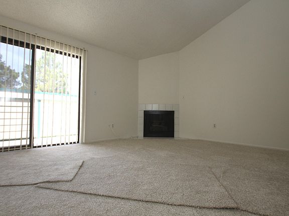 3rd image of 44520 15th St E #E-5