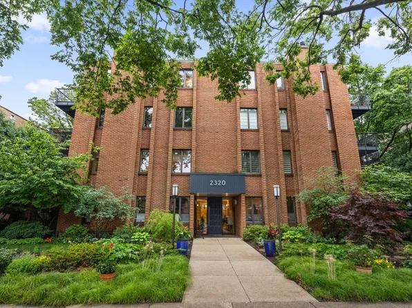 2320 Central St APT 401, Evanston, IL 60201