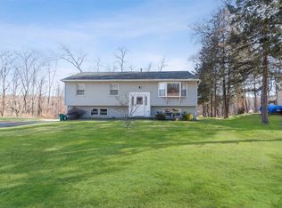 77 Cardinal Dr, Poughkeepsie, NY 12601