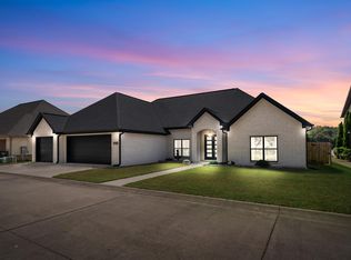 5195 Albert Pike Rd, Hot Springs, AR 71913