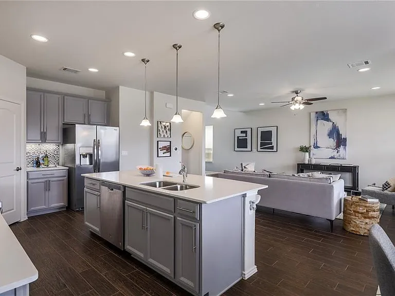 14004 Osmarea Dr — Photo 10