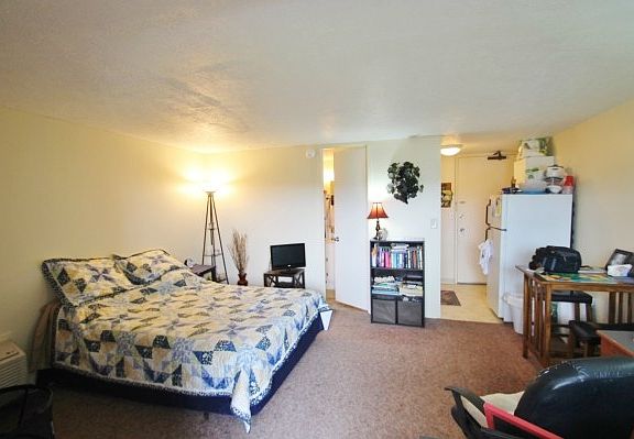 3rd image of 84 Pukihae St #Penthouse 1