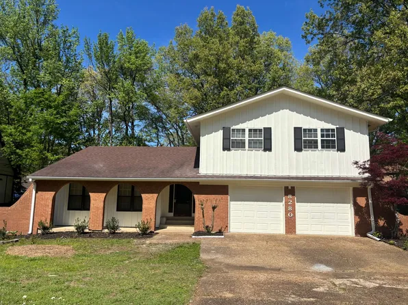 8280 Chippingham Dr, Cordova, TN 38016