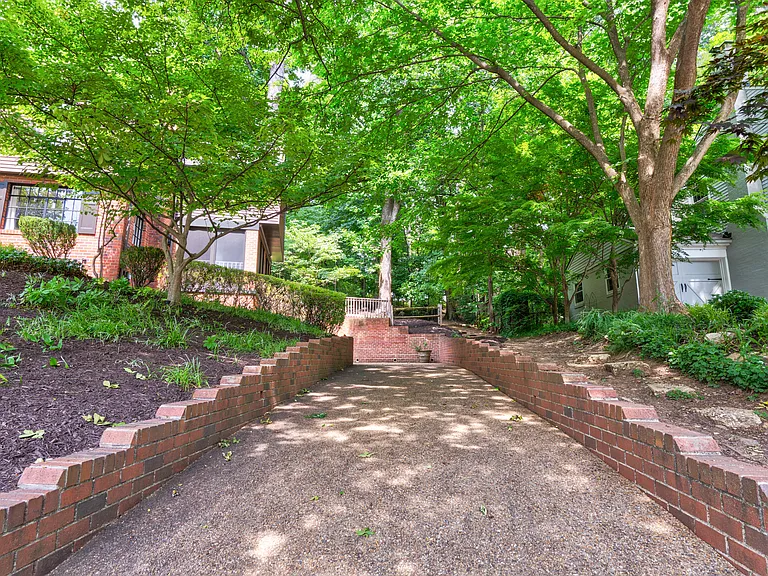 3402 Halcyon Dr — Photo 75