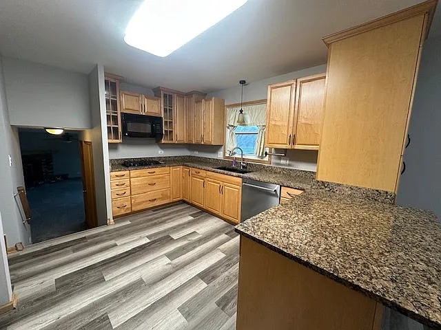 590 Alice Pl — Photo 7
