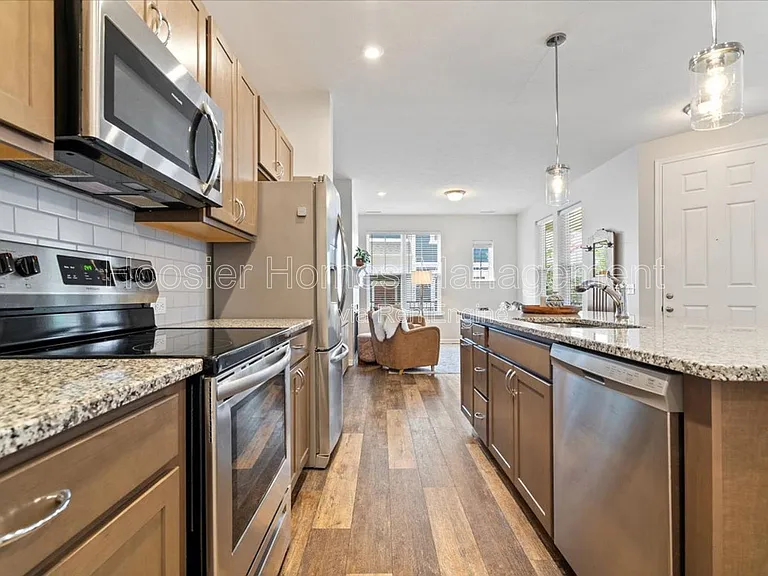 9239 Hawley Dr — Photo 7