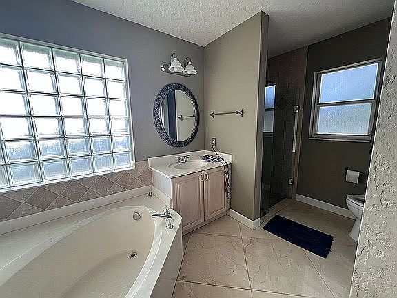 4th image of 4008 Dorado Dr