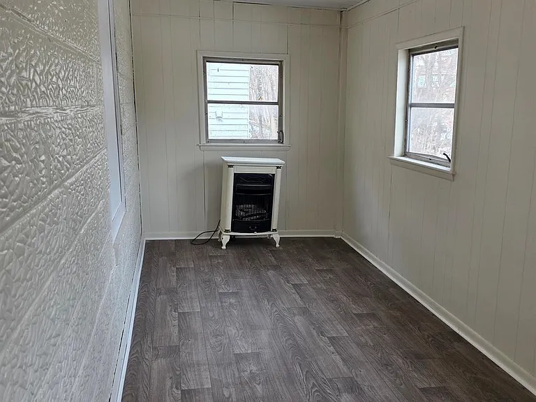 241 S Heber St — Photo 13