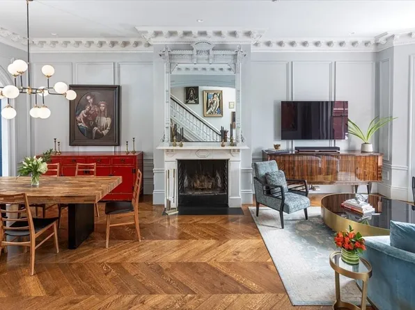 33 Greenwich Park #Penthouse, Boston, MA 02118