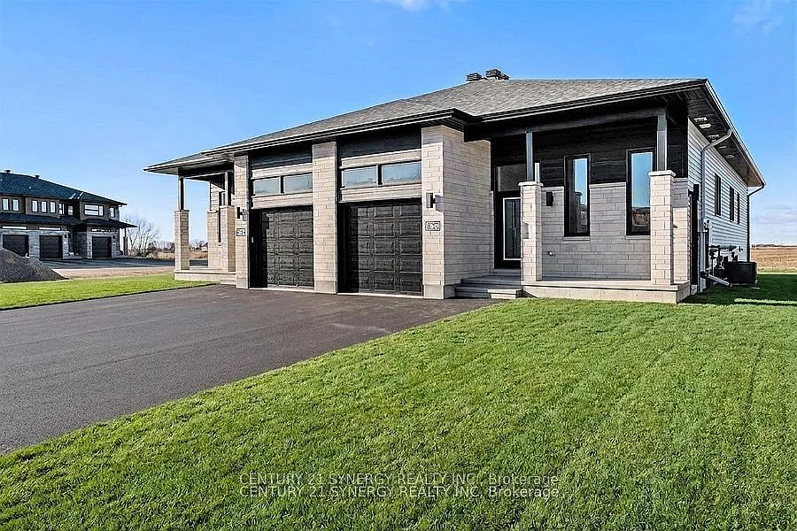 3 bed, $2,300 — Photo 2