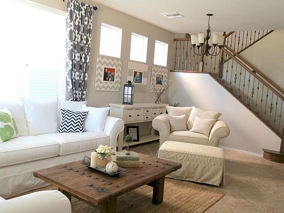 Living Room/Dining Room