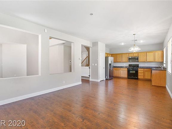 5th image of 10404 Daisy Dawn Ct