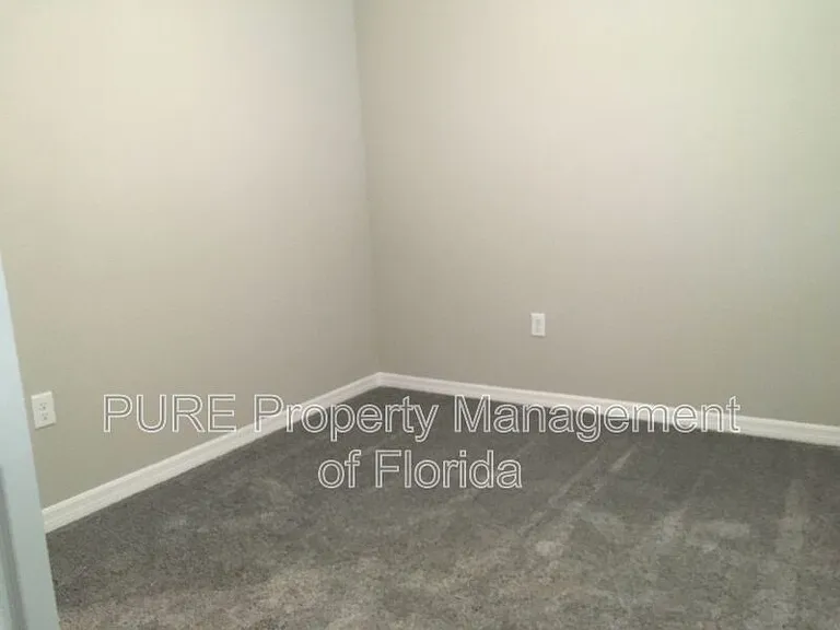 14693 SW 21st Ter — Photo 8