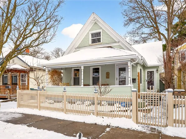 78 Sanford St, Rochester, NY 14620