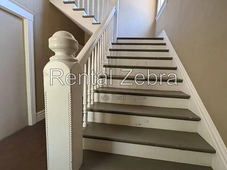362 W 22nd St #362 — Photo 1