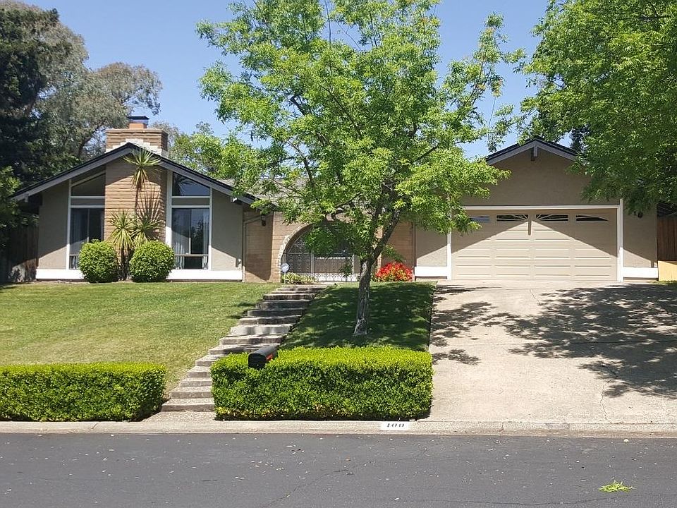 1st image of 100 Vista Oak Dr