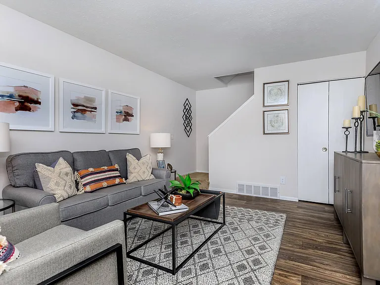 Westchester Townhomes — Photo 16