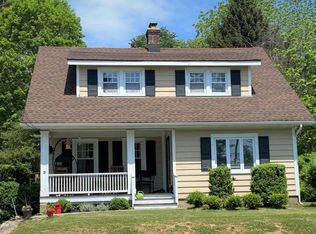 3 Orchard St, Mendham, NJ 07945