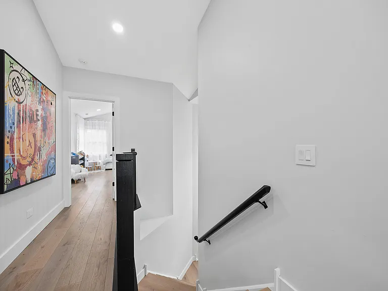 1504 Aberdeen Ct #1504 — Photo 3
