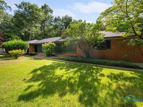 4143 Robinhood Ln, Toledo, OH 43623