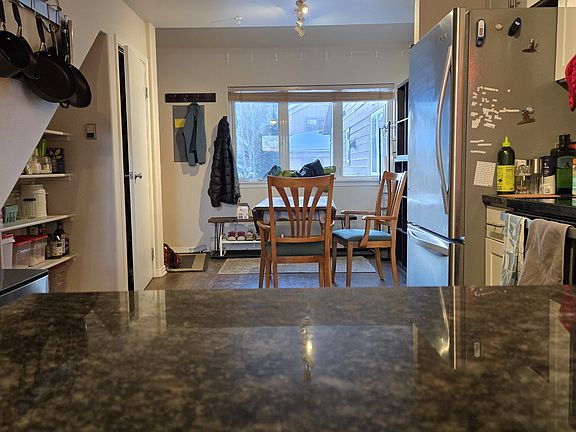 2nd image of 730 N Summit Blvd #206